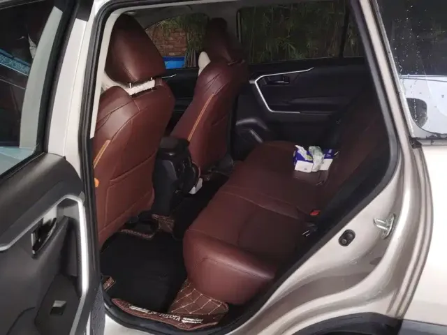 Toyota Wildlander — Фото автомобиля 11