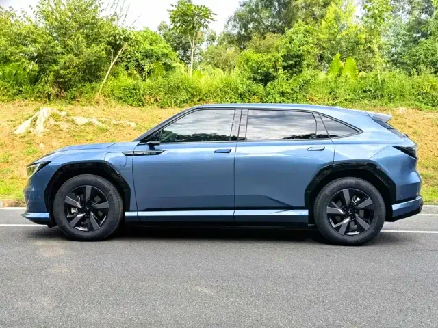 Honda GAC P7 — Фото автомобиля 4