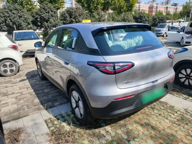 Geely Starry Wish — Фото автомобиля 4