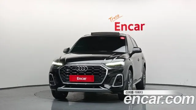 Audi Q5 45 TFSI quattro Premium — Фото автомобиля 3