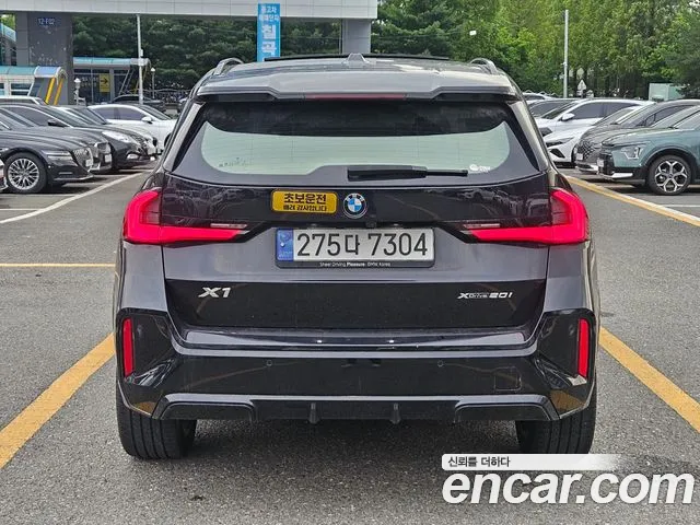 BMW X1 — Фото автомобиля 4