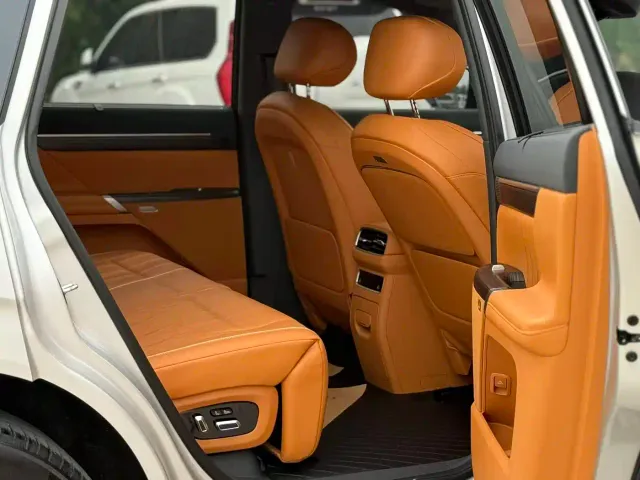 Dongfeng eπ 008 — Фото автомобиля 11