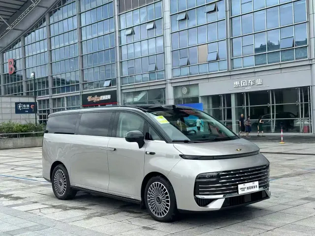 Geely Galaxy V900 — Фото автомобиля 3