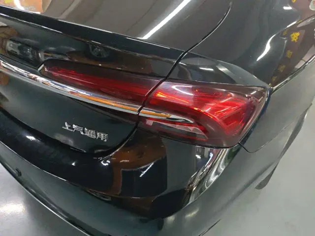 Buick LaCrosse — Фото автомобиля 7