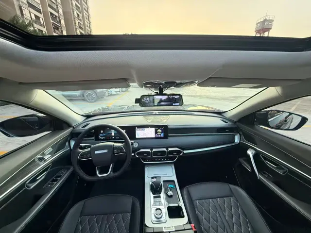 Jetour X70 Plus — Фото автомобиля 4