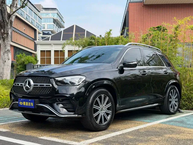 Фотография автомобиля — Mercedes-Benz GLE-Class