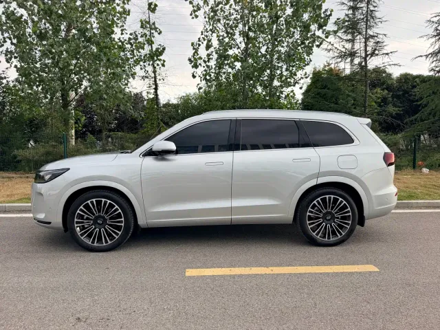 Aito M7 — Фото автомобиля 3