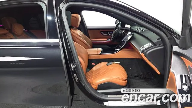 Mercedes-Benz S-Class — Фото автомобиля 25