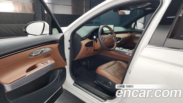Genesis GV70 2.5T Бензин AWD — Фото автомобиля 10