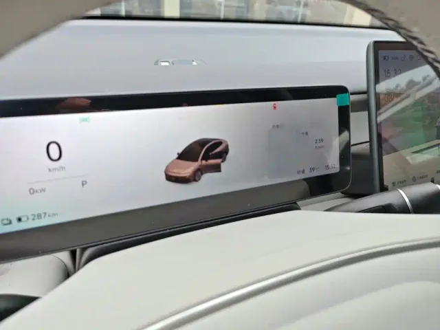 Leapmotor Leapmotor B01 2026 650 LiDAR Edition — Фото автомобиля 3