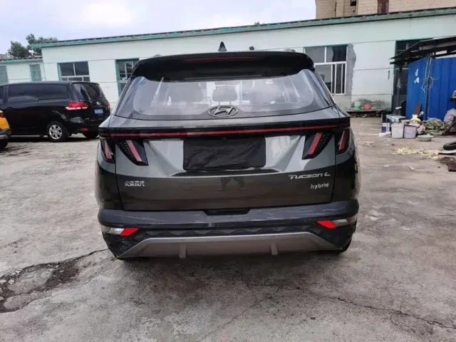 Hyundai Tucson — Фото автомобиля 3