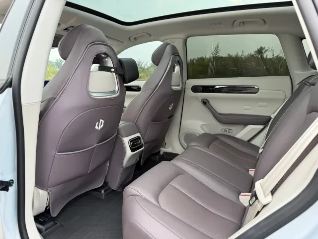 Leapmotor Leapmotor C11 2023 Extended Range 200 Comfort Edition — Фото автомобиля 6