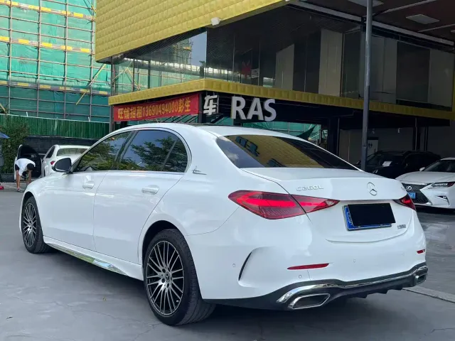 Mercedes-Benz C-Class — Фото автомобиля 4