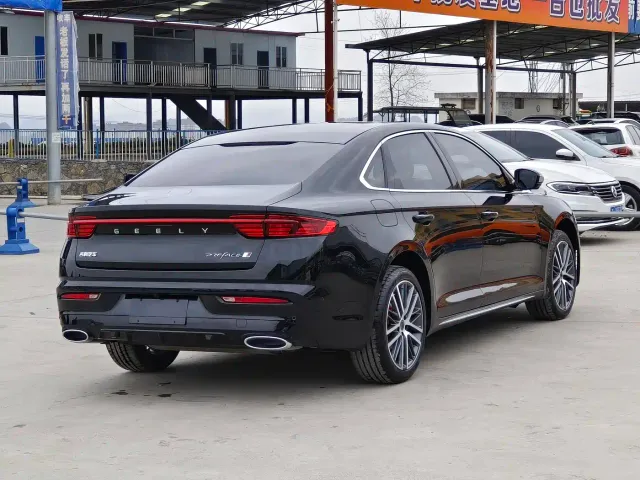 Geely Xingrui — Фото автомобиля 11