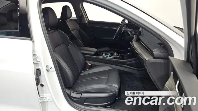 Kia K5 Generation 3 — Фото автомобиля 12
