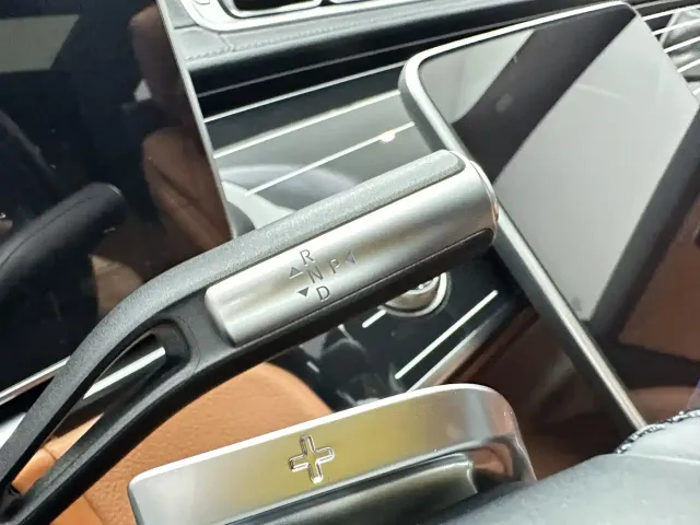 Mercedes-Benz Maybach S-Class — Фото автомобиля 18
