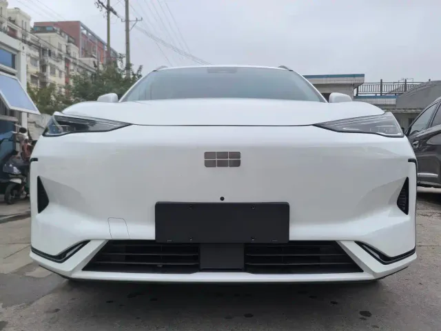 Geely Galaxy E5 — Фото автомобиля 2