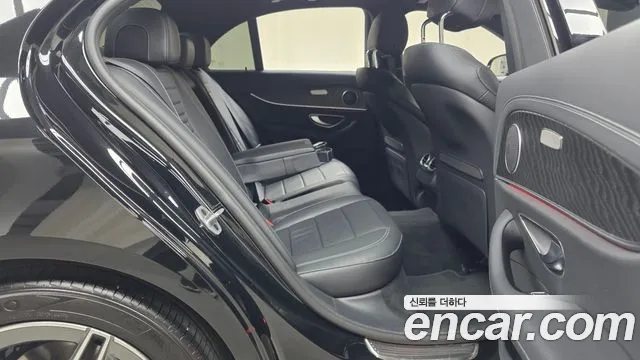 Mercedes-Benz E-Class W213 — Фото автомобиля 12