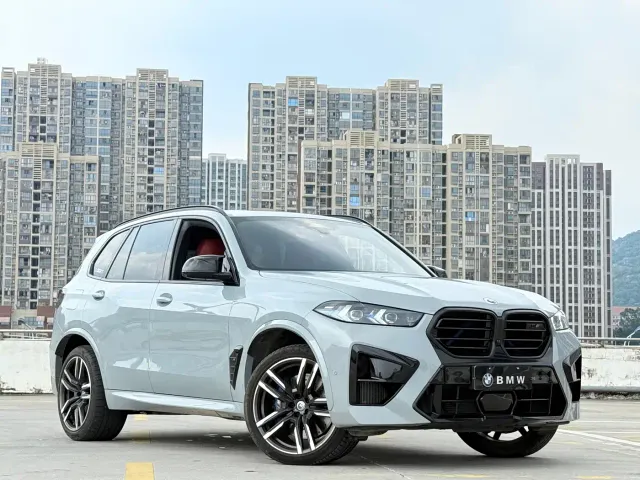 BMW X5 M — Фото автомобиля 3