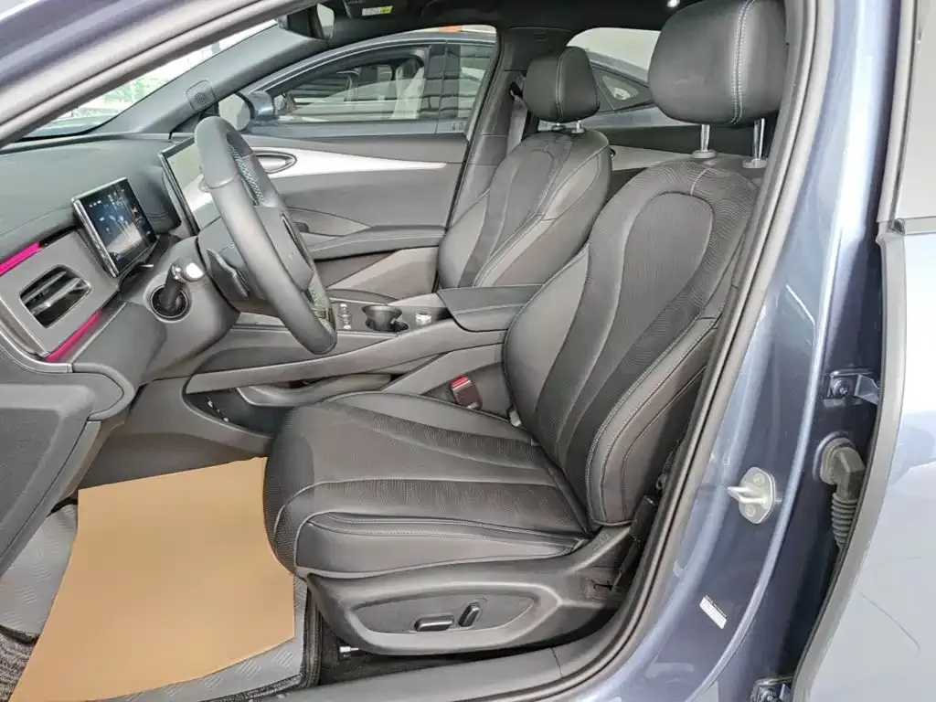BYD Seal 06 DM-i Touring 2025 DM-i 150KM Flagship — Фото автомобиля 6