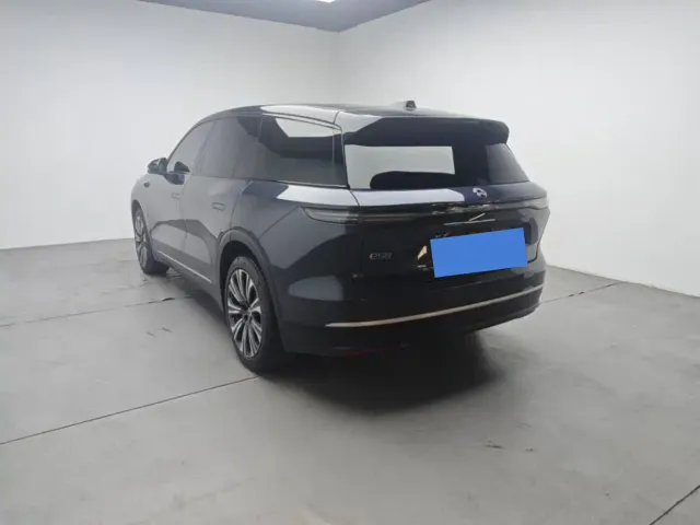 Nio ES8 — Фото автомобиля 7