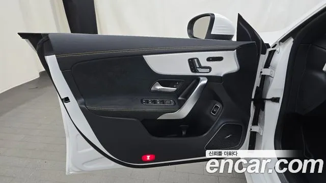 Mercedes-Benz CLA-Class — Фото автомобиля 24