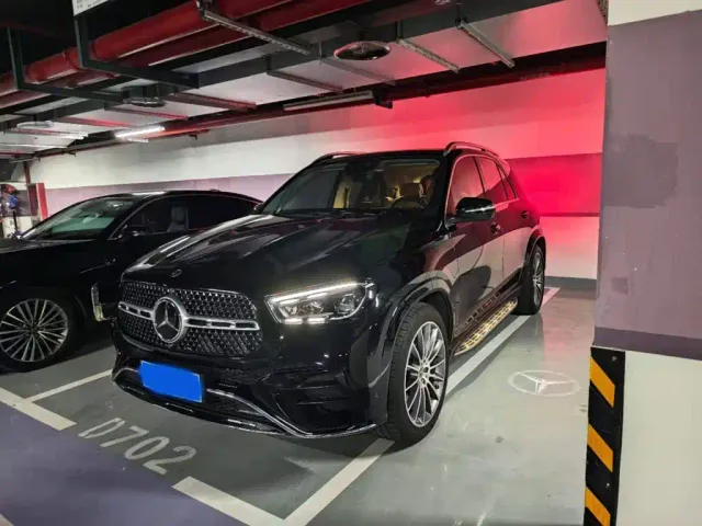 Фотография автомобиля — Mercedes-Benz GLE-Class