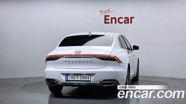 Hyundai Grandeur Новый Grandeur IG 3.0 LPi (Для проката) — Фото автомобиля 4