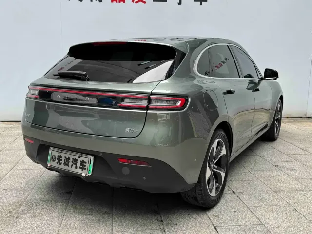 Aito M5 — Фото автомобиля 5