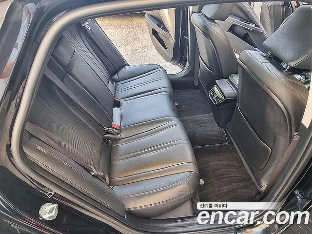 Kia K8 — Фото автомобиля 15