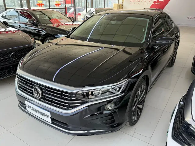 Фотография автомобиля — Volkswagen Passat