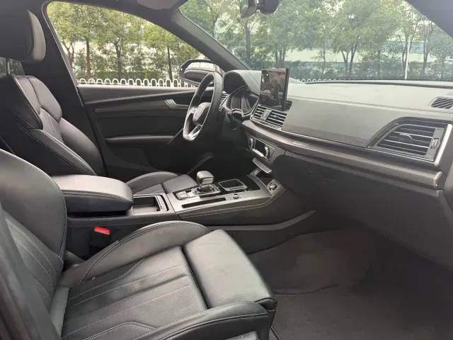 Audi Q5L — Фото автомобиля 3