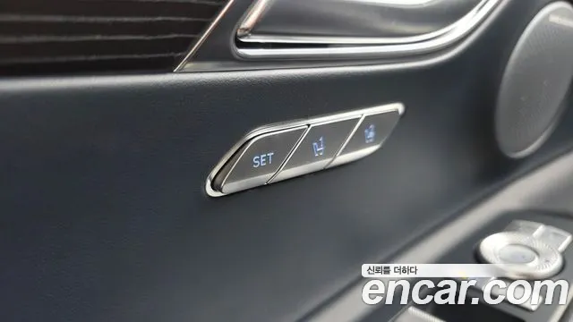 Genesis GV80 — Фото автомобиля 22