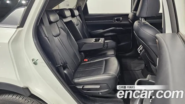 Kia Sorento Sorento 4-е поколение Бензин 2.5T 2WD — Фото автомобиля 12