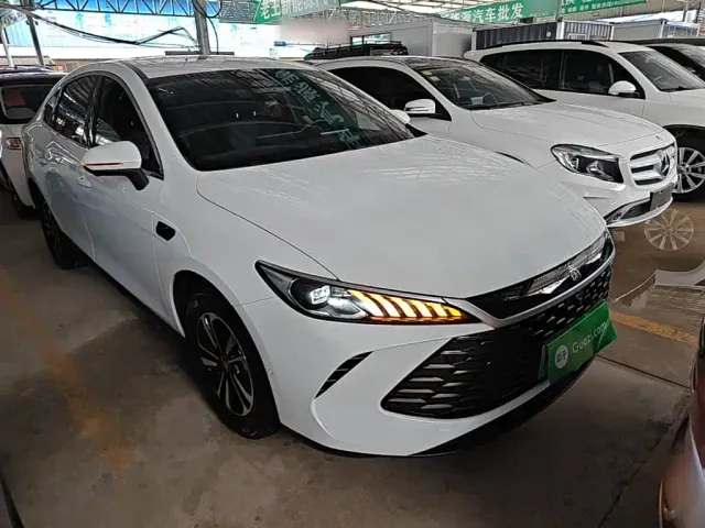 BYD Qin PLUS — Фото автомобиля 3
