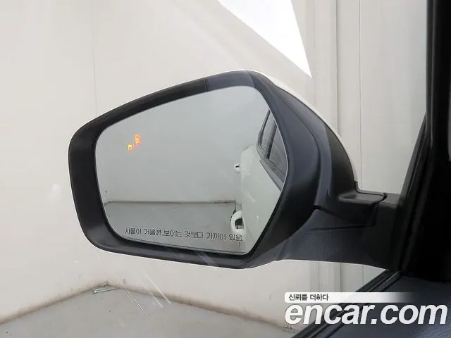 KG_Mobility_Ssangyong TIBOLI Very New Tivoli Бензин 1.5 2WD — Фото автомобиля 3