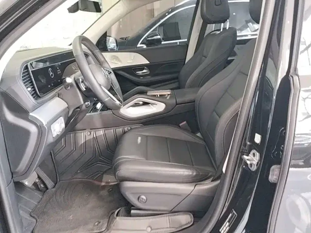 Mercedes-Benz GLE-Class — Фото автомобиля 14