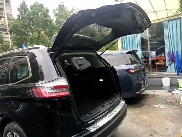 Ford Edge — Фото автомобиля 18
