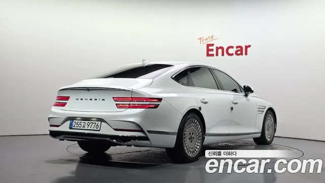 Genesis G80 Бензин 2.5 турбо AWD — Фото автомобиля 2