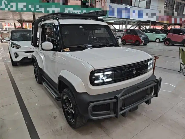 Baojun Yep — Фото автомобиля 3