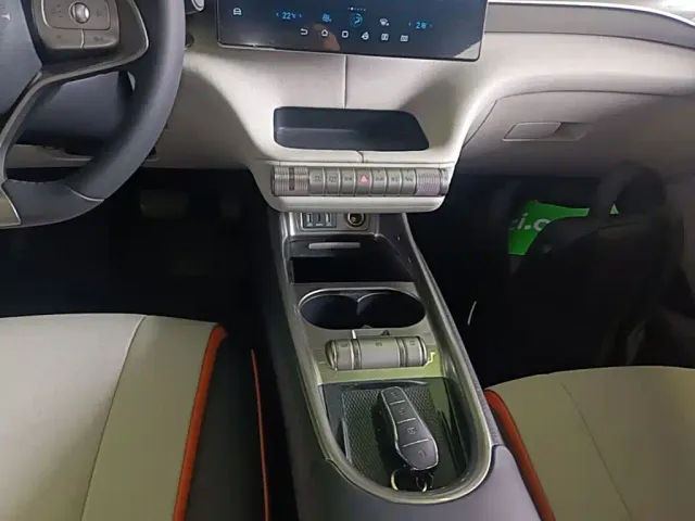 BYD Dolphin — Фото автомобиля 13