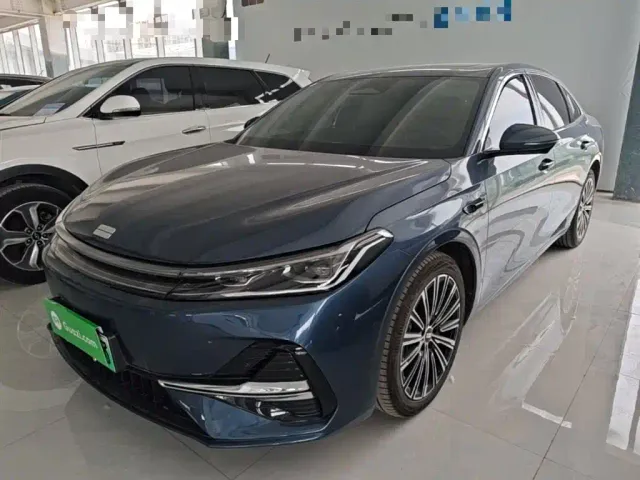 Фотография автомобиля — Geely Galaxy A7