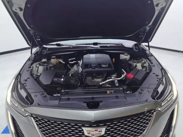Cadillac CT5 — Фото автомобиля 10