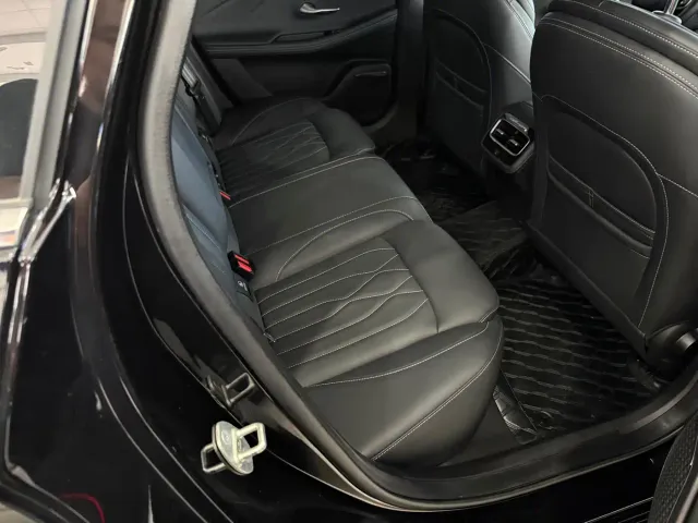 Chery Arrizo 8 — Фото автомобиля 10