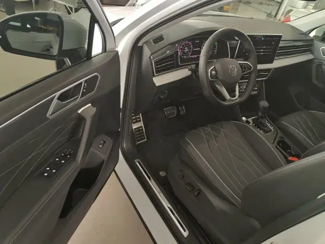 Volkswagen Tiguan L — Фото автомобиля 15
