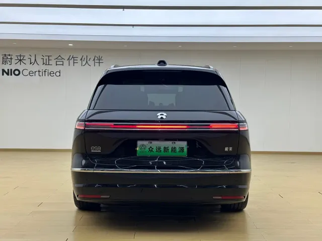 Nio ES8 — Фото автомобиля 26