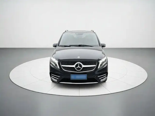 Mercedes-Benz V-Class — Фото автомобиля 2