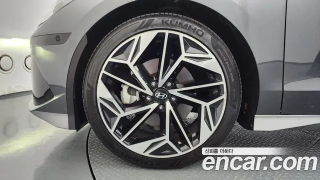 Hyundai Ioniq 6 — Фото автомобиля 4