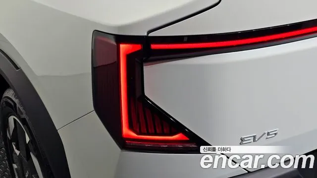 Kia EV5 — Фото автомобиля 8