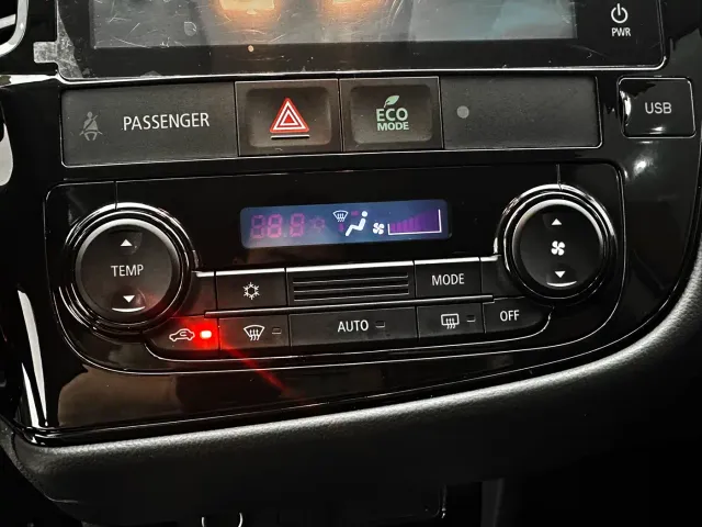 Mitsubishi Outlander — Фото автомобиля 13